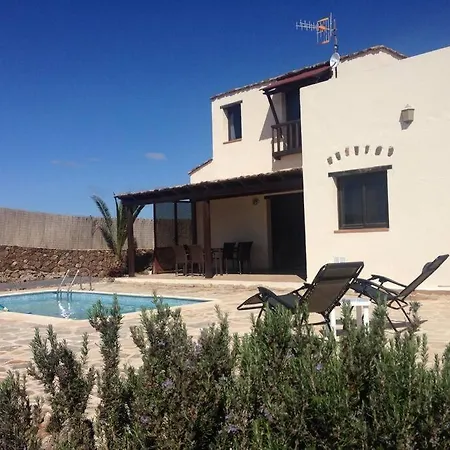 Сasa de vacaciones En Zona Tranquila De Vista Calma Lajares